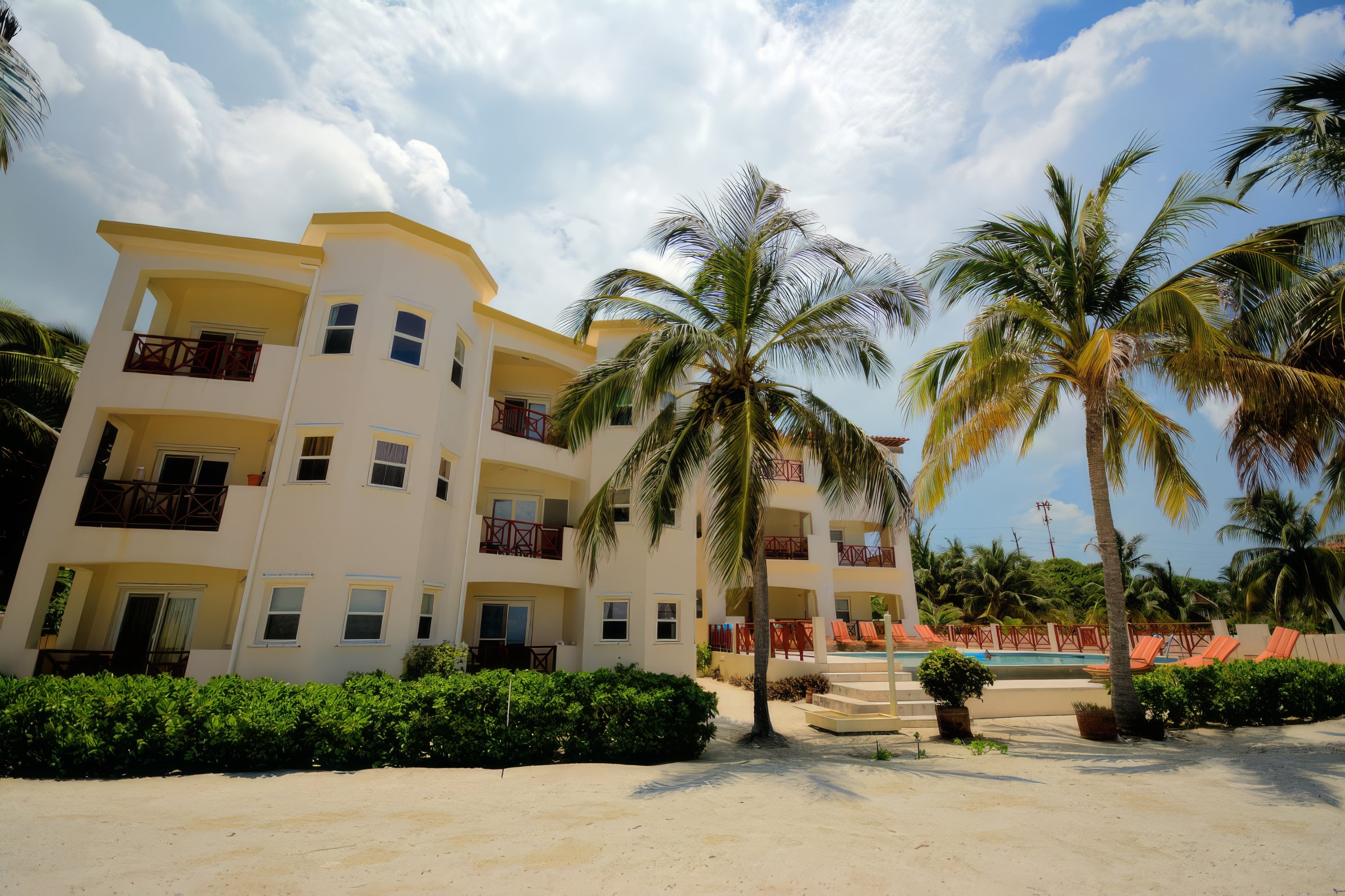 Two Bedroom Third-Floor Villa with Ocean Views